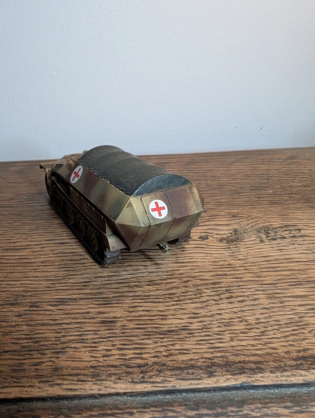 Bolt Action Sdkfz 2518 Ambulance Halftrack 156 28mm Painted Commission