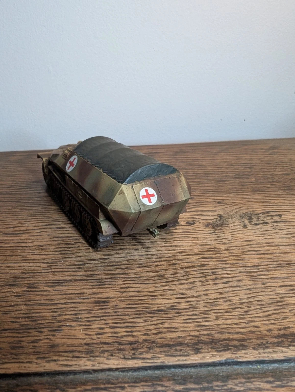 Bolt Action Sdkfz 2518 Ambulance Halftrack 156 28mm Painted Commission