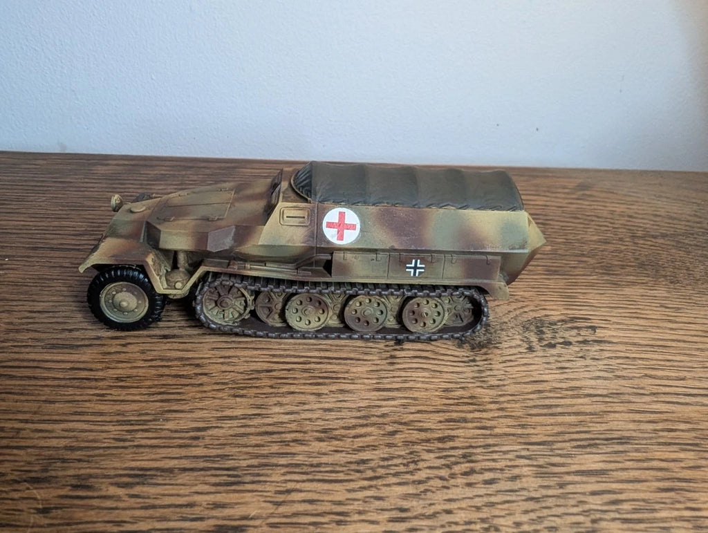 Bolt Action Sdkfz 2518 Ambulance Halftrack 156 28mm Painted Commission